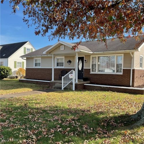 502 Wood St, Ravenswood, WV, 26164-1033 | Card Image