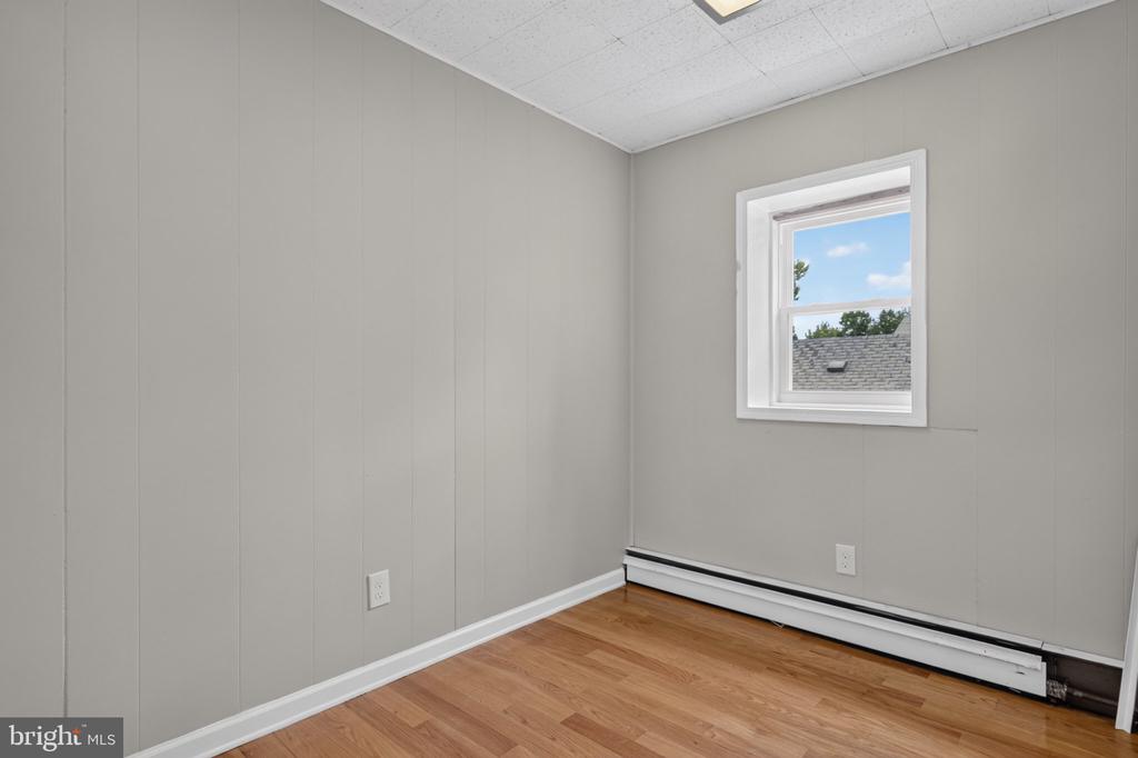 Residential Lease in MOORESTOWN 3