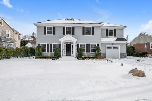 36 Fenimore Ave, Garden City, NY, 11530-1010 | Card Image