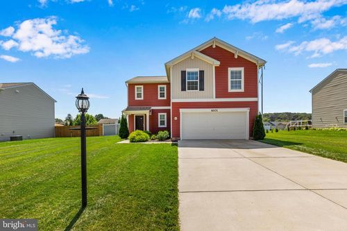 6101 Deborah Dr, SPRING GROVE, PA, 17362-9201 | Card Image