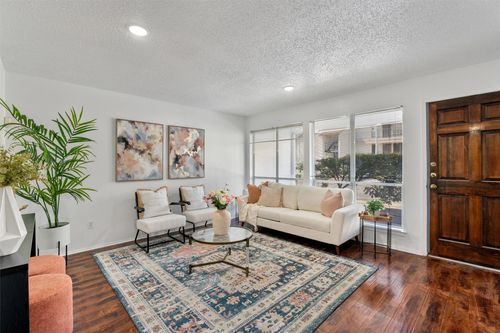 203-6910 Hart Ln, Austin, TX, 78731-4156 | Card Image