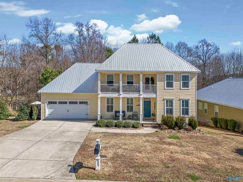 1008 Laurinda Ln, Guntersville, AL, 35976-2412 | Card Image