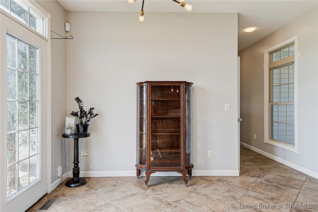 2916 Cottonwood Dr, Home with 4 bedrooms, 3 bathrooms and null parking in Scottsburg IN | Image 12