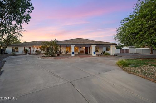 2032 E Euclid Ave, Phoenix, AZ, 85042-8101 | Card Image