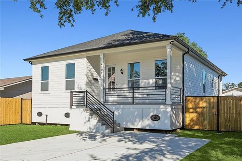 4104 Tulane Dr, Kenner, LA, 70065-1630 | Card Image