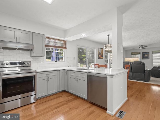 8289 Hammond Branch Way, House other with 4 bedrooms, 4 bathrooms and null parking in LAUREL MD | Image 11