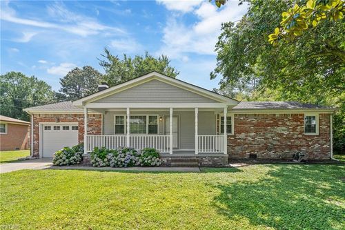 201 Jarvis Rd, Chesapeake, VA, 23323-5602 | Card Image