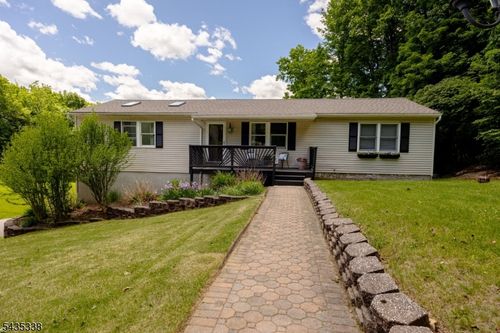 1 Bantry Ct, Highland Lakes, NJ, 07422-1009 | Card Image