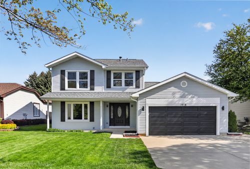 1818 Hawk Ln, Elk Grove Village, IL, 60007-6905 | Card Image