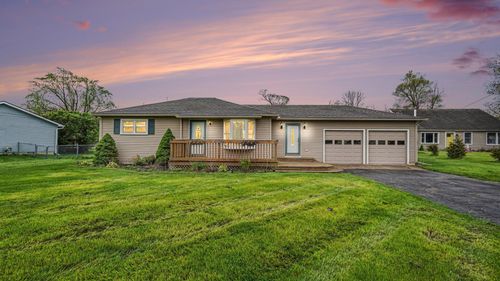 4693 Dexter Pinckney Rd, Dexter, MI, 48130-8561 | Card Image