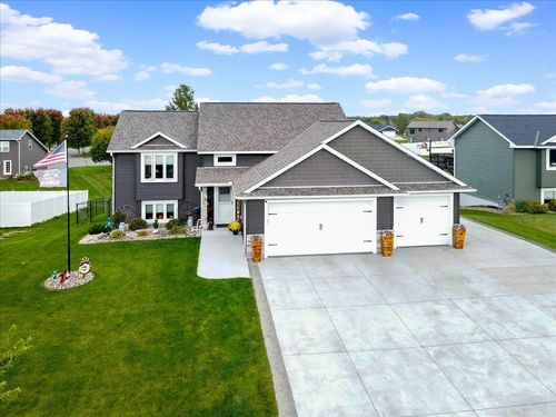 366 Bluebill St, Baldwin, WI, 54002-5542 | Card Image