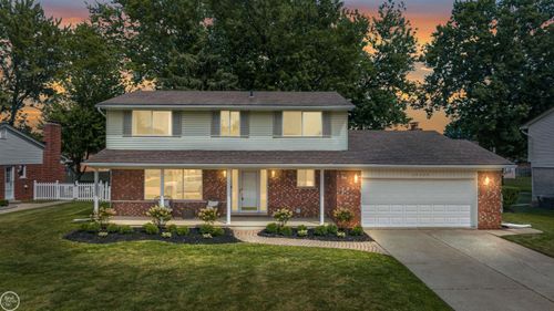 39384 Cobridge Dr, Clinton Township, MI, 48038-2761 | Card Image