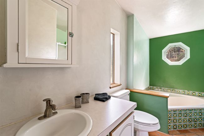 Primary bath | Image 24