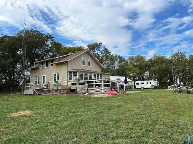 44415 Us Highway 18, House other with 3 bedrooms, 2 bathrooms and null parking in Freeman SD | Image 93