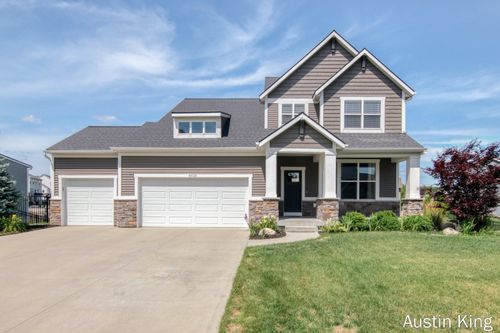 6526 Alward Dr, Hudsonville, MI, 49426-9804 | Card Image