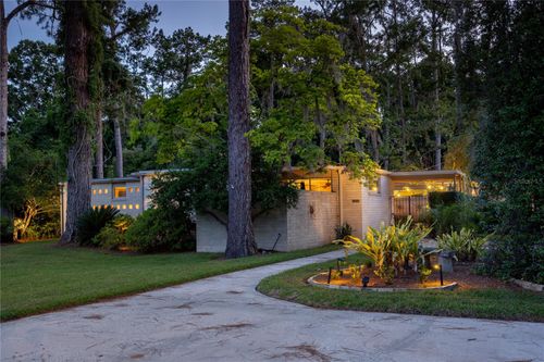 2010 Nw 32nd Ter, Gainesville, FL, 32605-3723 | Card Image