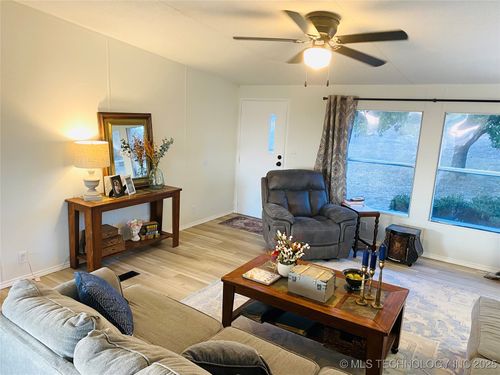 22340 County Road 3 Dr, Stonewall, OK, 74871-2024 | Card Image