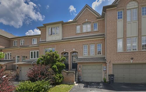 29 Harbourview Cres, Etobicoke, ON, M8V4A6 | Card Image