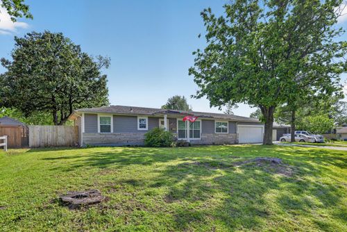 320 Plaza Dr, Joplin, MO, 64804-3867 | Card Image
