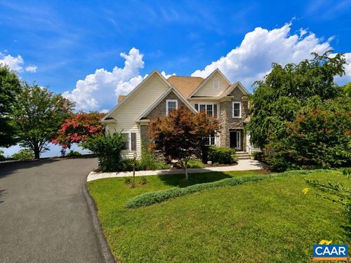 242 Whispering Woods Pl, ZION CROSSROADS, VA, 22942-6947 | Card Image