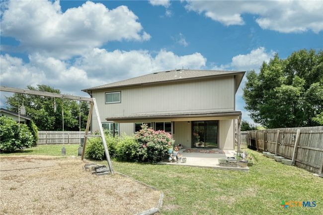 View of backyard with Playscape that can stay, or be removed. | Image 32