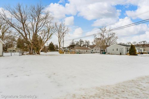 2983 Dashwood Dr, Troy, MI, 48083-4463 | Card Image