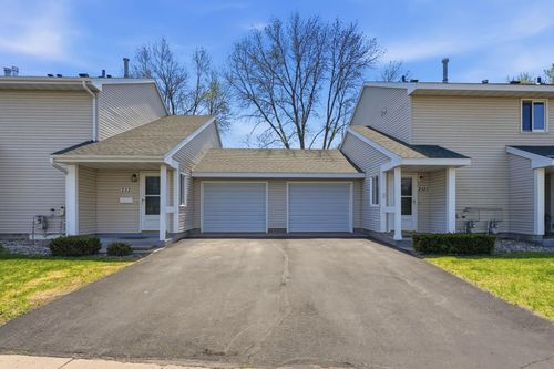 2521 Stockinger Dr, Saint Cloud, MN, 56303-1245 | Card Image