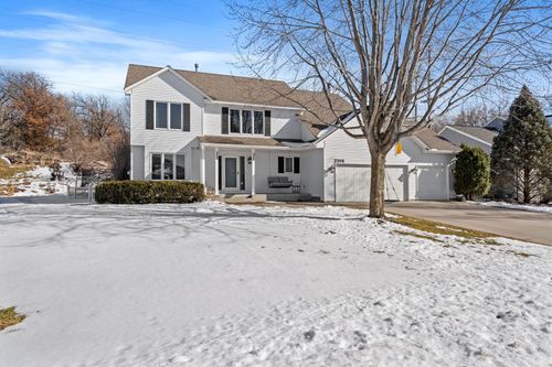 7215 Sunshine Dr, Eden Prairie, MN, 55346-2757 | Card Image
