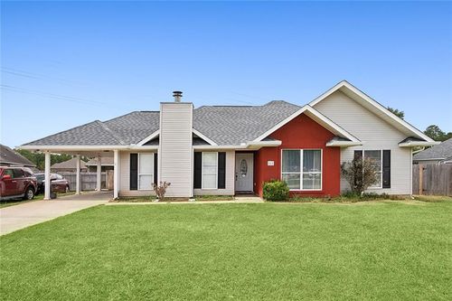 212 W Field Court, Mandeville, LA, 70471 | Card Image