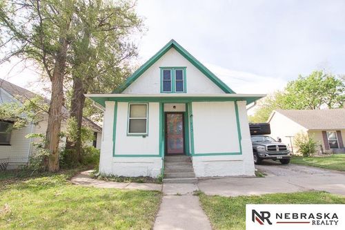 715 W Q Street, Lincoln, NE, 68528 | Card Image