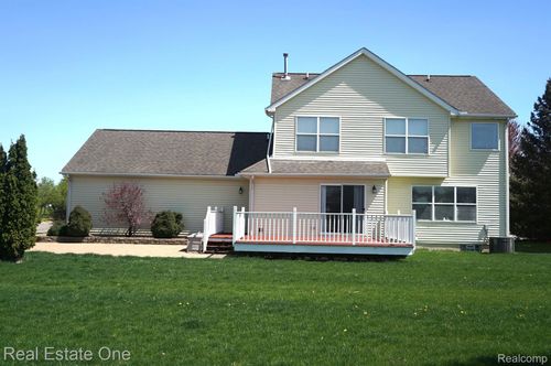 6993 Wellington Dr, Dexter, MI, 48130-2510 | Card Image