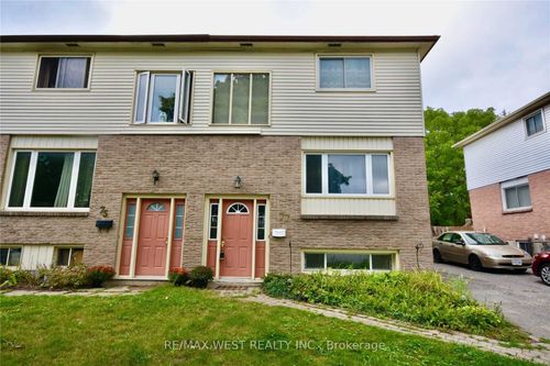77 Carlton Rd, Barrie, ON, L4M5K8 | Card Image