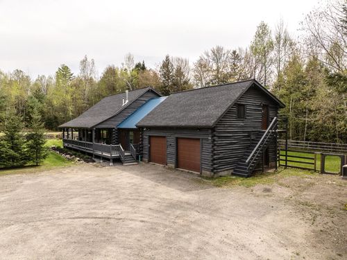 42 Chickadee Ln, Littleton, NH, 03561-5510 | Card Image