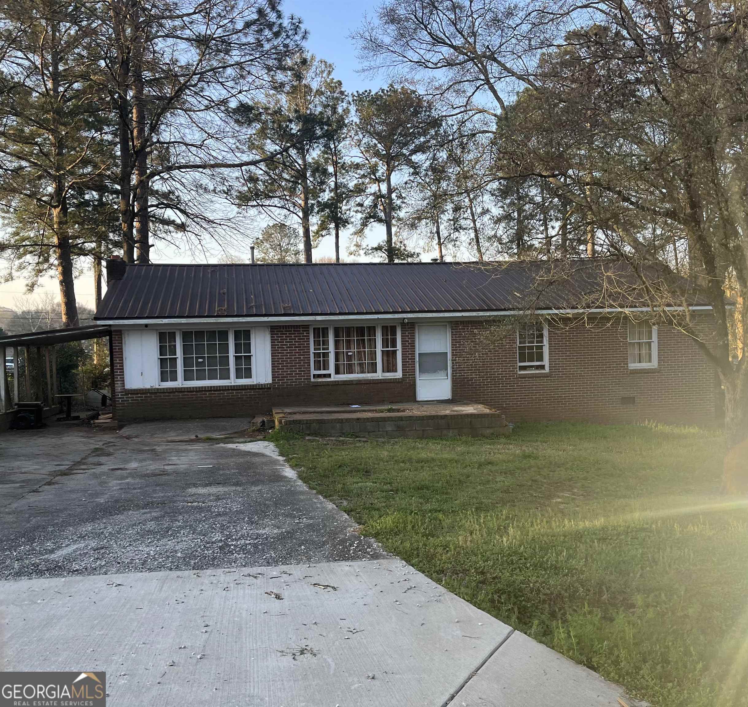 Cindy St, Jackson, GA 30233