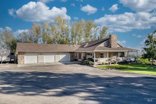 13366 Chicken Dinner Rd, Caldwell, ID, 83607-9324 | Card Image