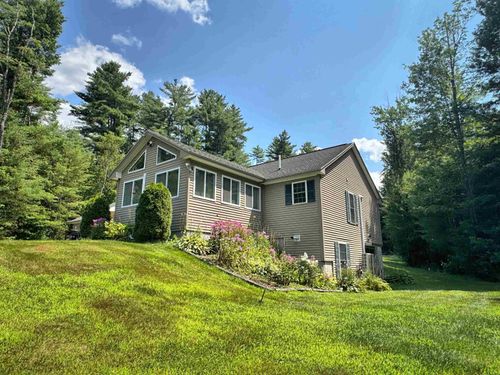 96 Quaker City Rd, Charlestown, NH, 03603-7424 | Card Image