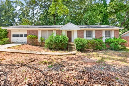 526 Stonewood Drive, Stone Mountain, GA, 30087 | Card Image