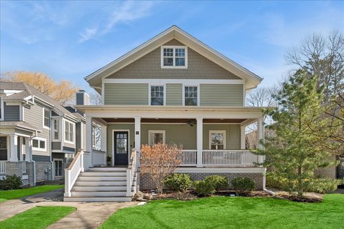 814 Park Ave, Wilmette, IL, 60091-2504 | Card Image