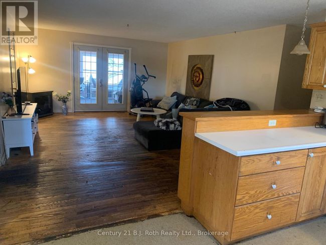 1087 Merkley Rd, House other with 2 bedrooms, 3 bathrooms and 10 parking in Gravenhurst ON | Image 10