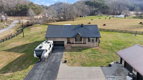 23 California Holw, Coldiron, KY, 40819-6520 | Card Image