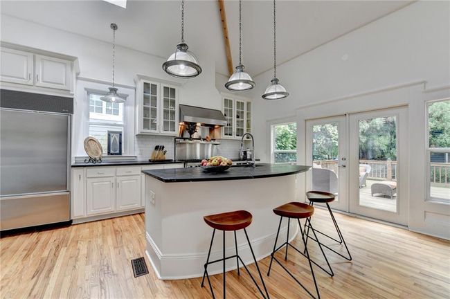 799 Monroe Dr Ne, House other with 4 bedrooms, 3 bathrooms and 2 parking in Atlanta GA | Image 41