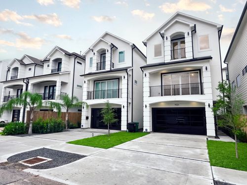 a-902 Knox St, Houston, TX, 77007-5120 | Card Image