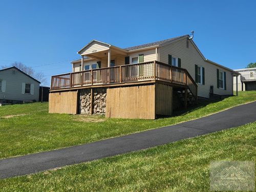 1664 Ambrose Ln, Princeton, WV, 24739-7302 | Card Image