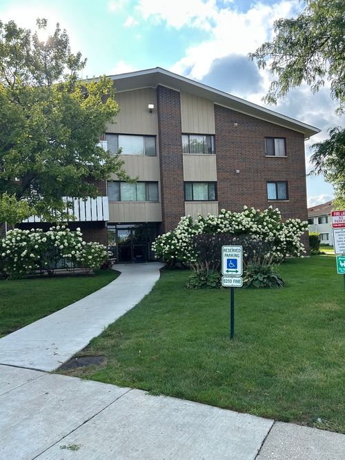 107-1000 Bayside Dr, Palatine, IL, 60074-3218 | Card Image