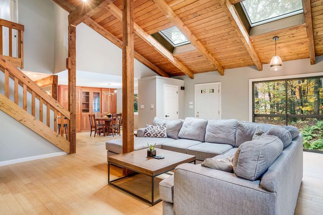 8 Windsor Blvd, House other with 3 bedrooms, 3 bathrooms and null parking in Londonderry NH | Image 8