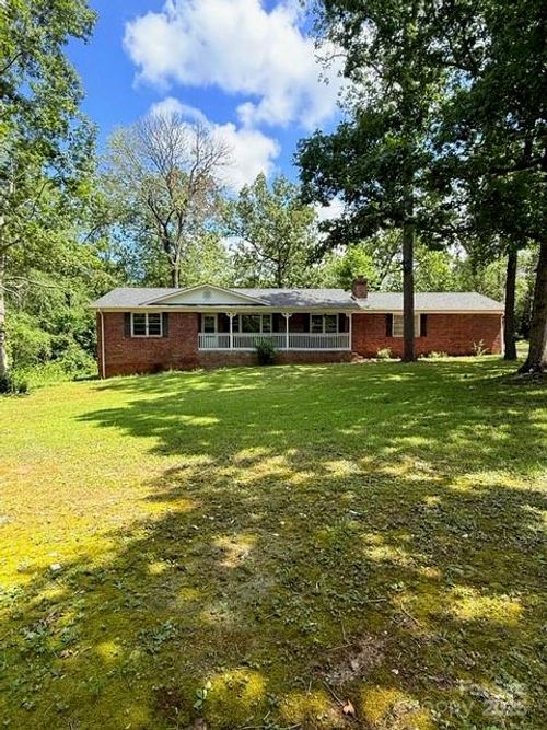 366 Old Race Track Rd, Gaffney, SC, 29340-5551 | Card Image