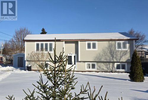 {{alt}} | Card Image