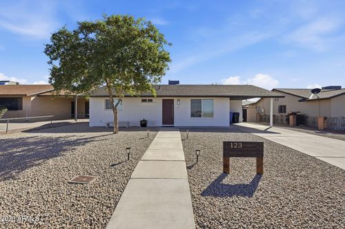 123 W South Mountain Avenue, Phoenix, AZ, 85041 | Card Image