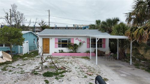 14236 Palm St, Madeira Beach, FL, 33708-2243 | Card Image