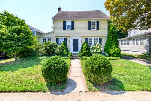 363 Lake Ave, Bridgeport, CT, 06605-3516 | Card Image